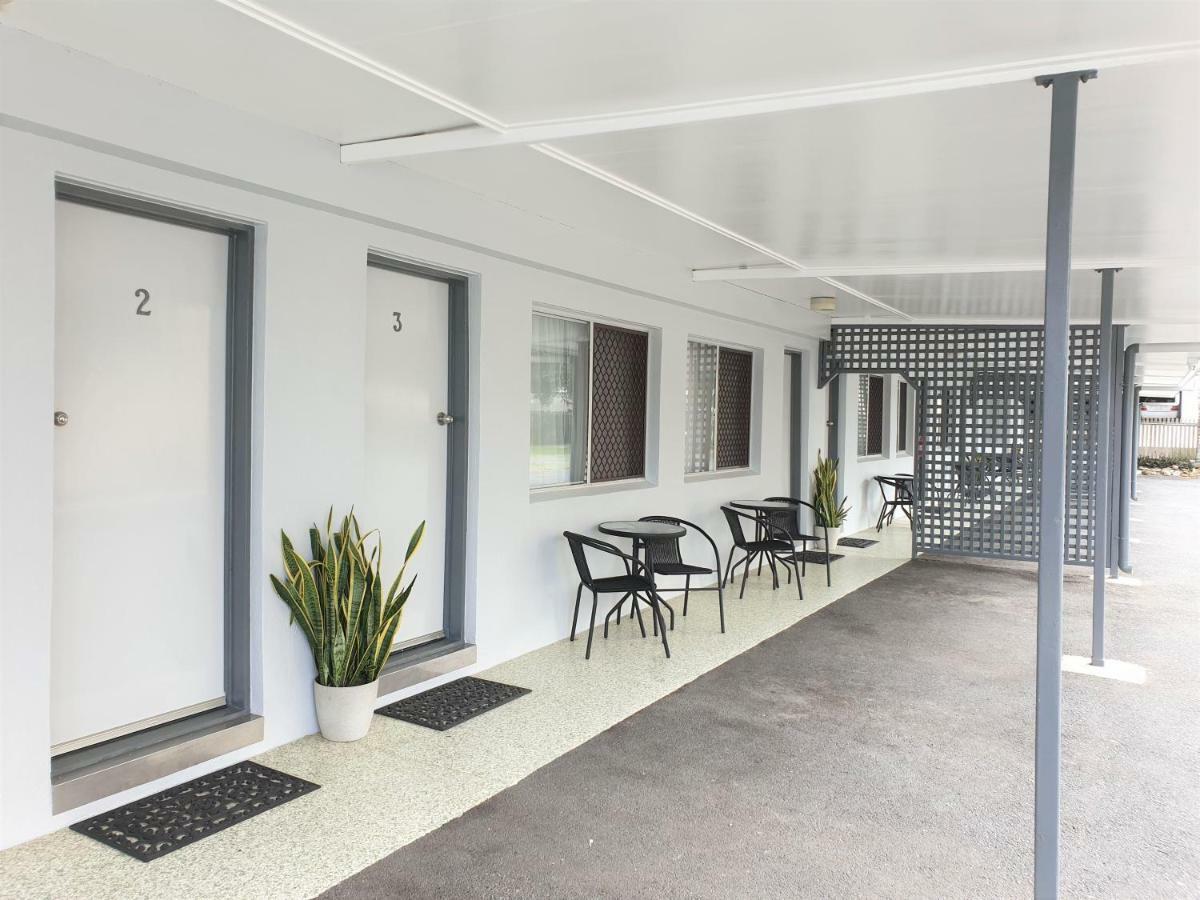 Sail Inn Motel Yeppoon Bagian luar foto